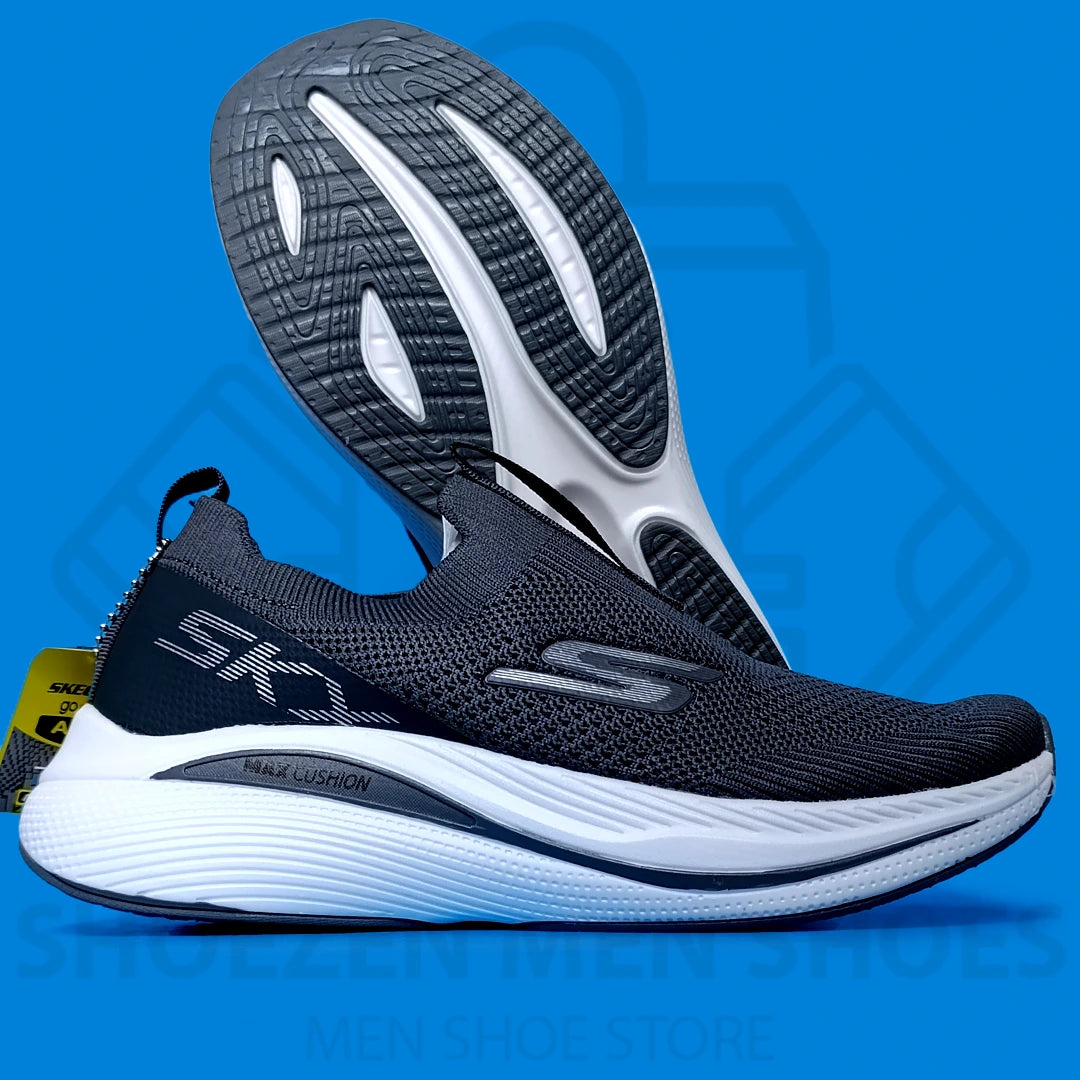 MAX CUSHION SKY SKECHERS - SHOEZEN MEN SHOES - Black and white running shoe with 'SKECHERS' branding on a blue background